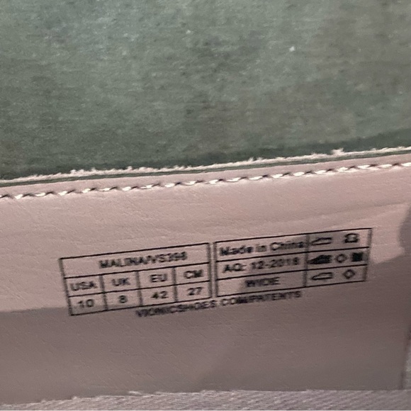 VIONIC Sz 10 Malina Perforated  Toe Cap Rubber Sole Suede Slip On Loafers Flats - Picture 15 of 15